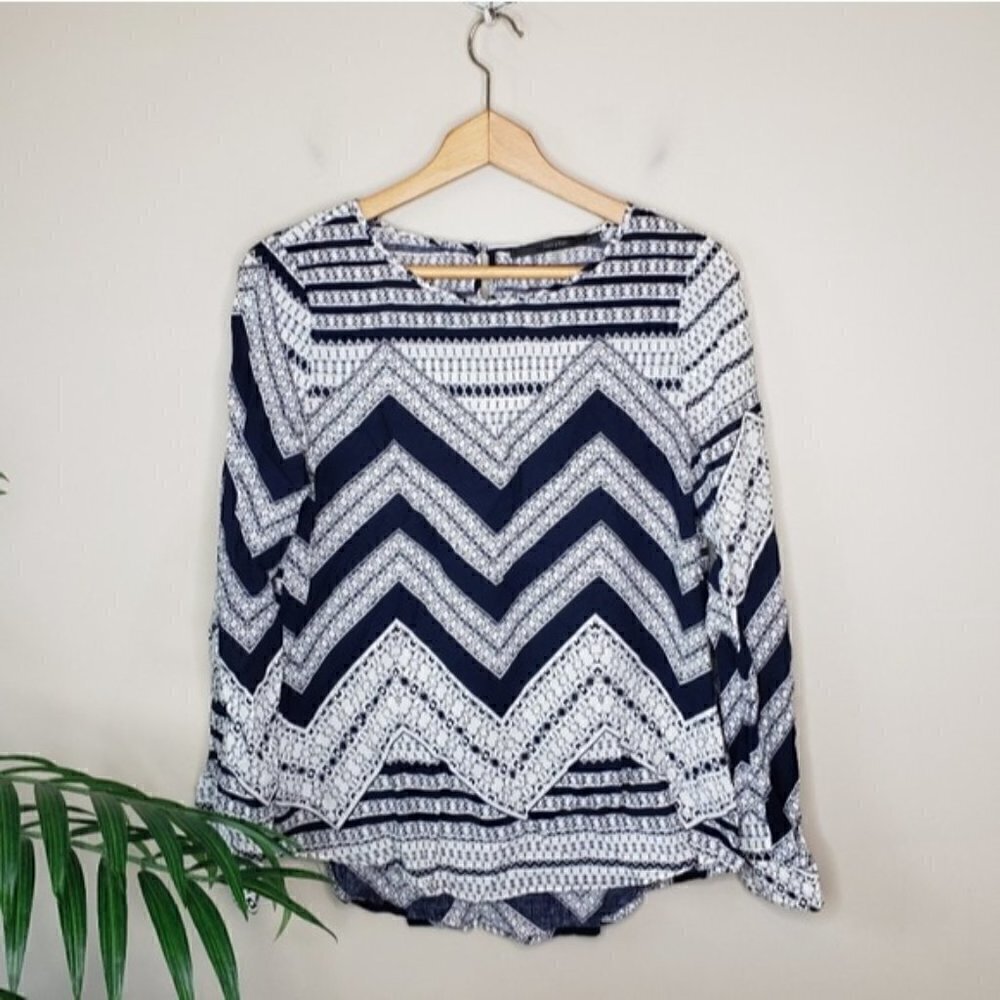Stitch Fix Fun2Fun Alfredo Chevron Print Blouse Size Medium